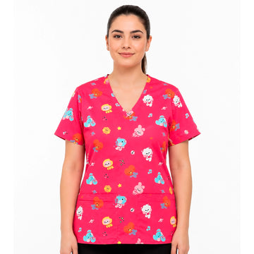 Top clínico de mujer con diseño BT21 Fucsia, en tela antifluido