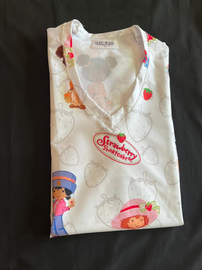 Strawberry Shortcake Top Clinico Mujer (A pedido)