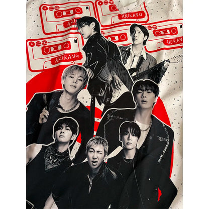 Detalle de la tela antifluido del top clínico BTS Arirang Hueso