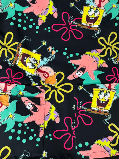 Bob esponja negro Top Clinico Mujer (A pedido)