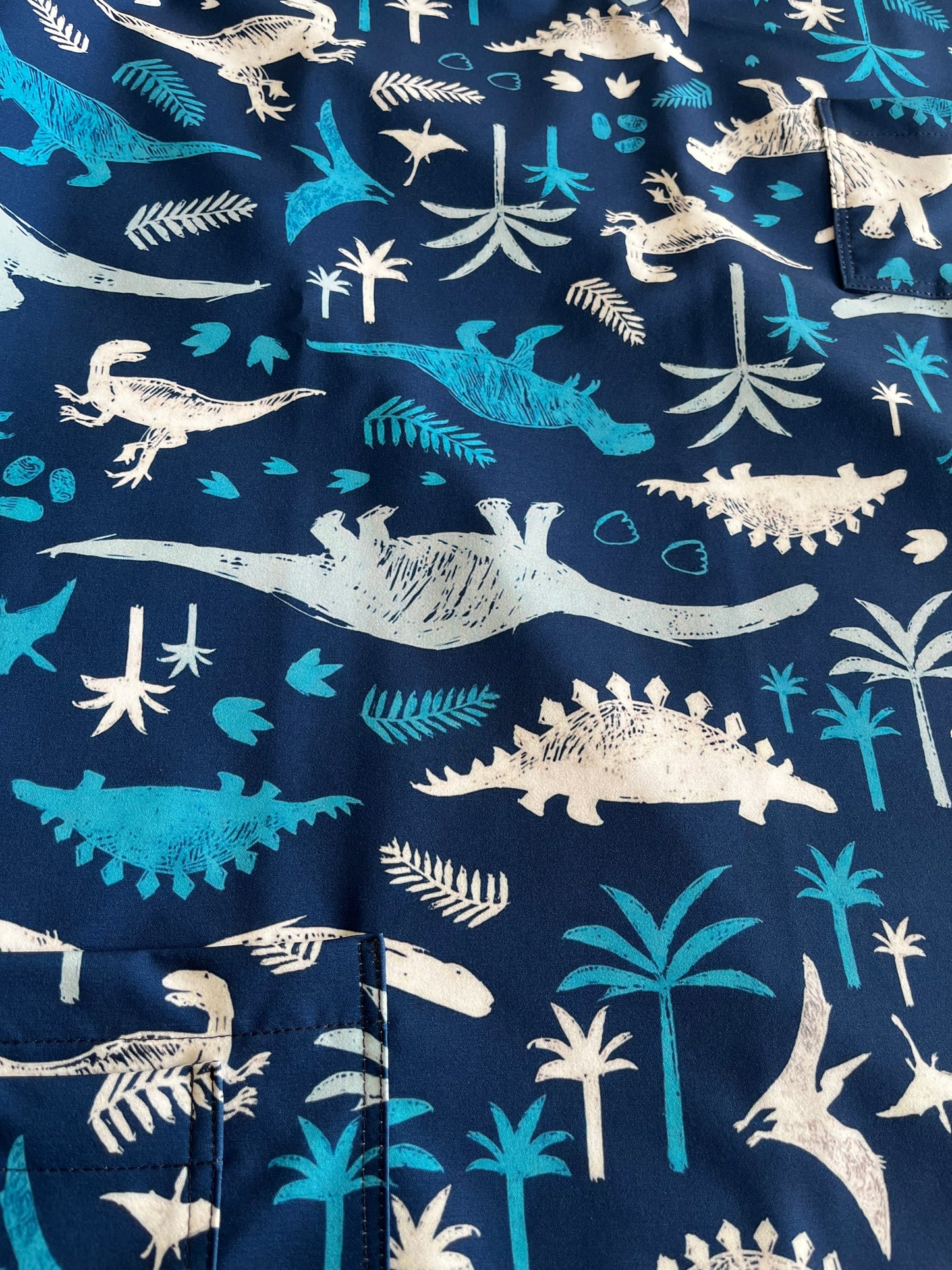 Top clínico dinosaurios hombre - Talla M