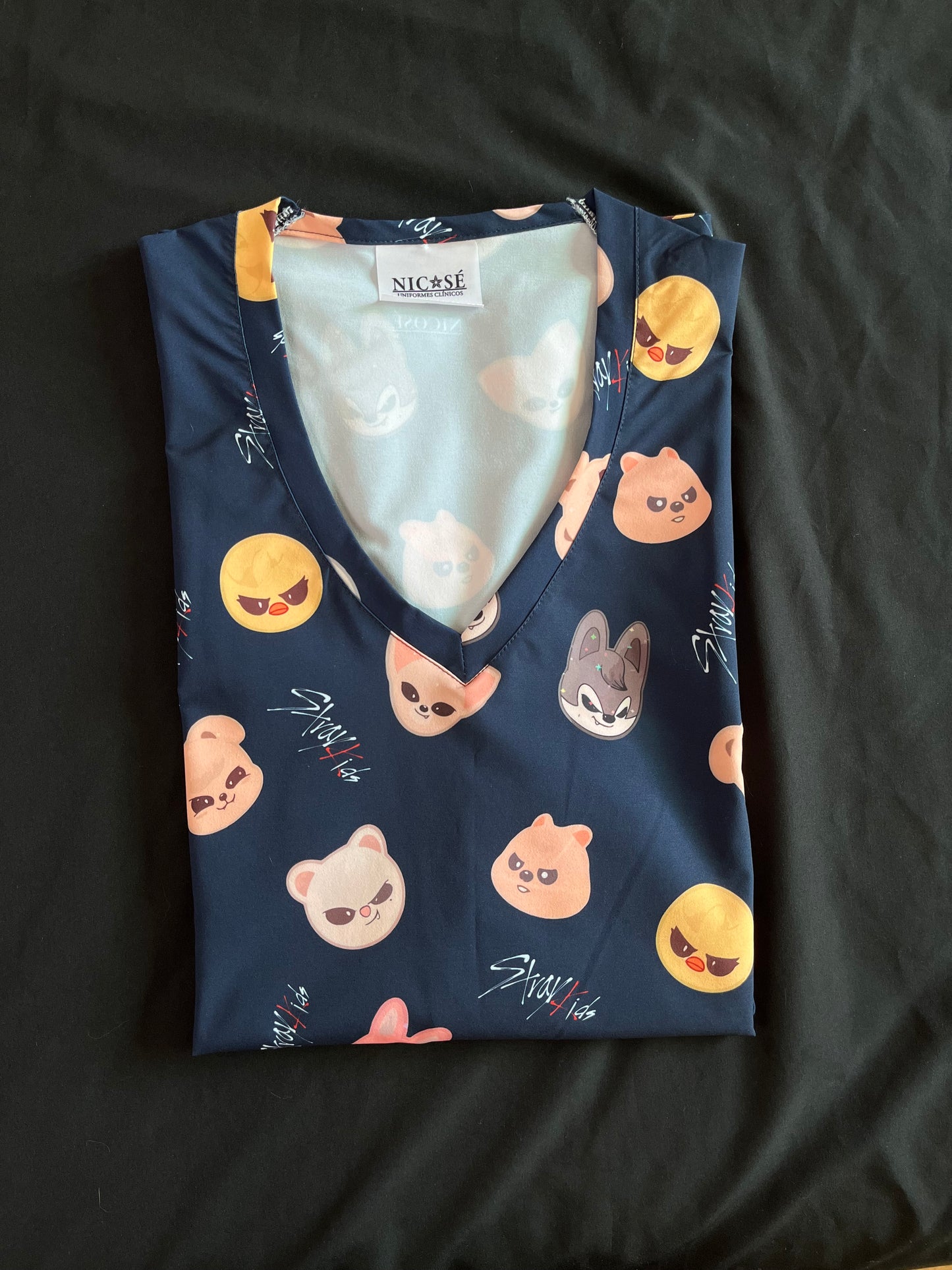 Stray Kids Azul Marino FoxI.Ny Top Clínico Mujer (A pedido)