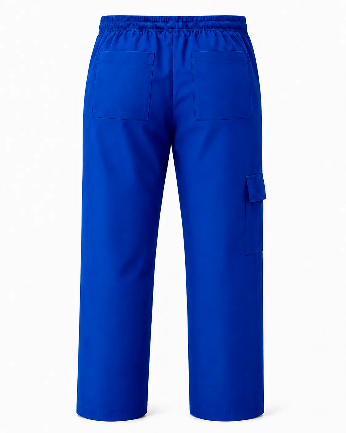 Vista trasera del pantalón clínico antifluido de mujer color azul rey, con los dos bolsillos parche traseros y la cintura elasticada