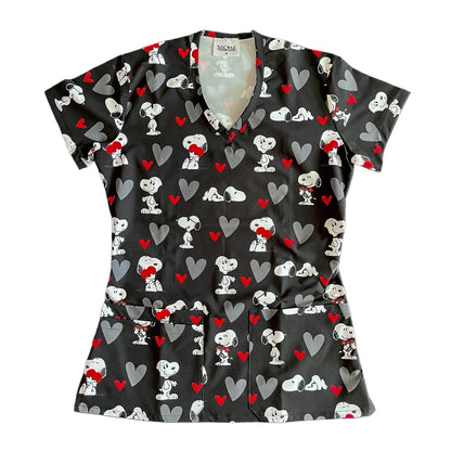 Snoopy Negro Corazones Top Clínico Mujer (A pedido)