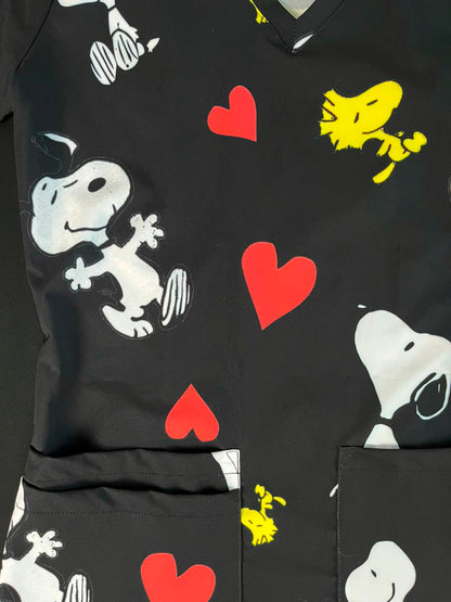 Snoopy corazones Top Clinico Mujer (A pedido)