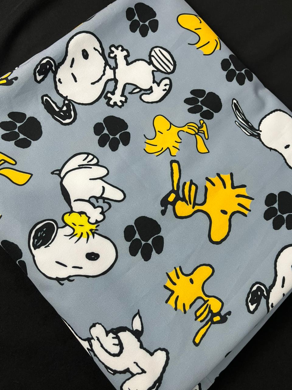 Snoopy gris Top Clinico Mujer (A pedido)