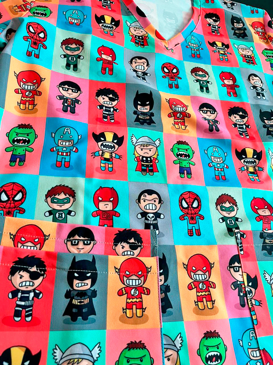 Superhéroes Top Clínico Mujer (A pedido)