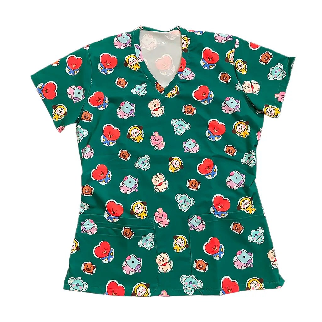 Top clínico mujer BT21 verde frente - Nicosé uniformes clínicos Chile