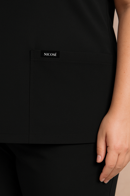 Top Esencial Antifluido Negro