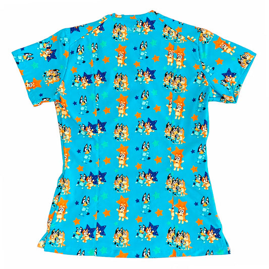 Bluey amigos celeste Top Clinico Mujer (A pedido)